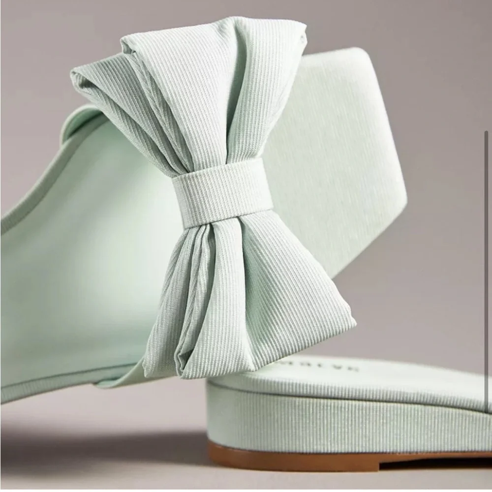🍭NWT🍭Anthropologie Maeve Bow Micro Wedge Sandals Moss Size 9